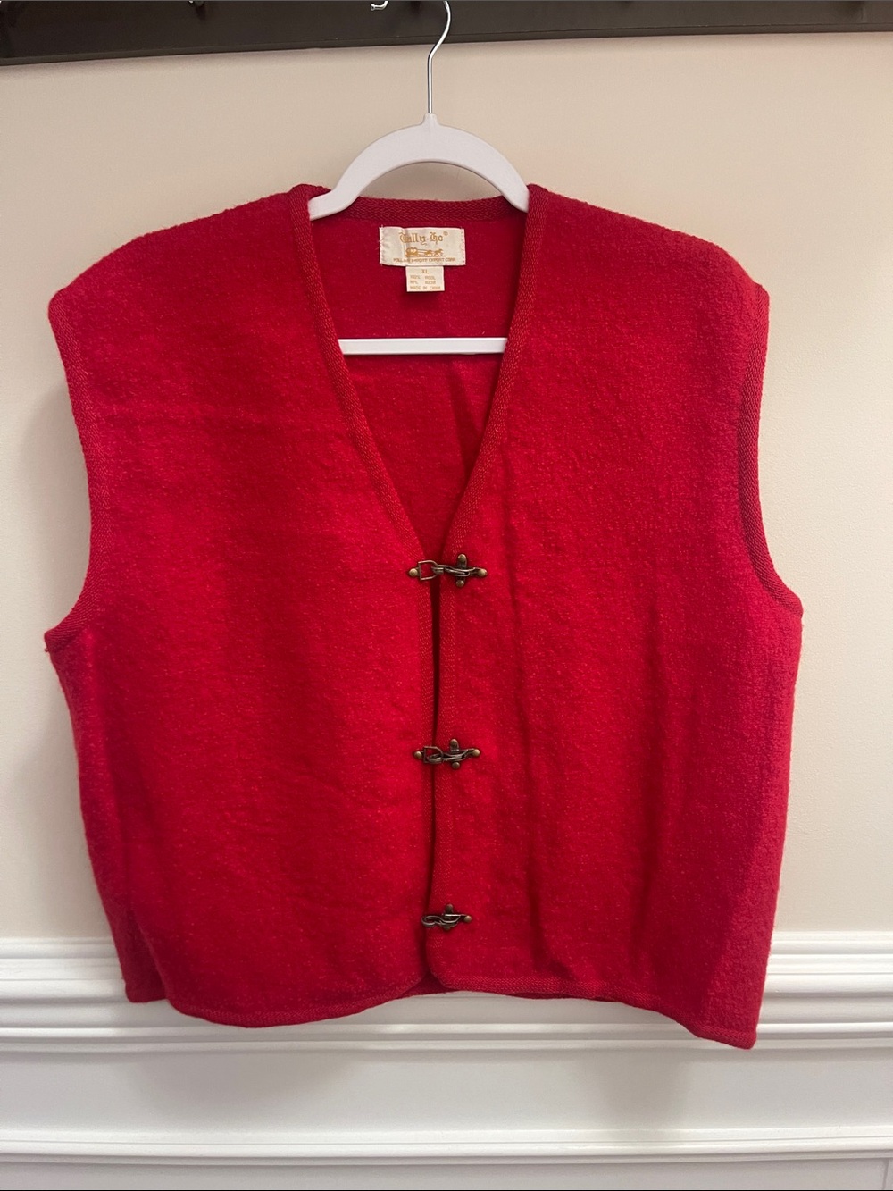 Tally Ho Bright Red 💯 Wool Toggle Cardigan Vest